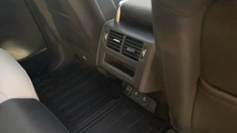 Land Rover Discovery 3.0 D350 Dynamic SE 5dr Auto Diesel Station Wagon